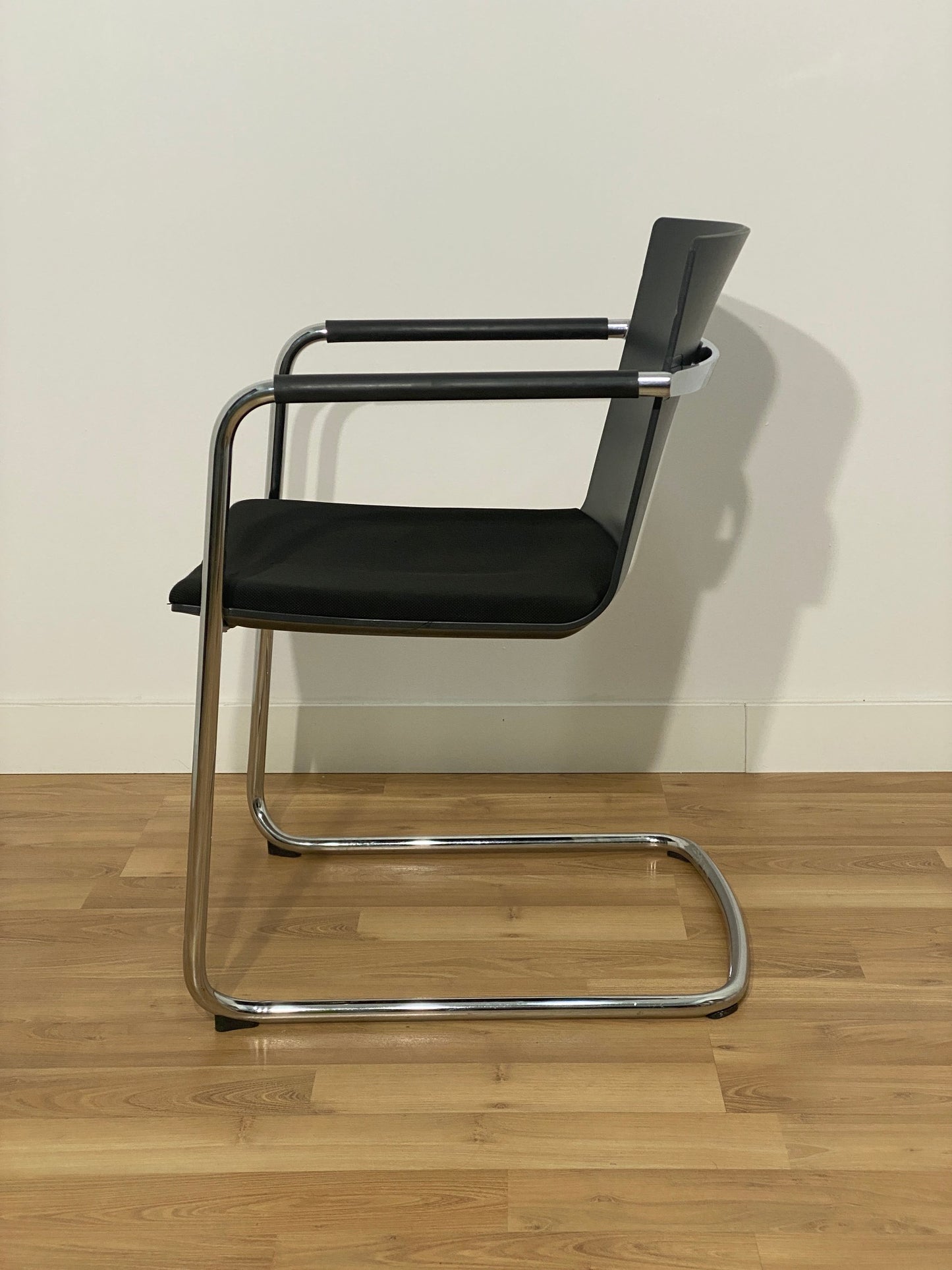 SILLA CONFIDENTE MODELO NEOS
