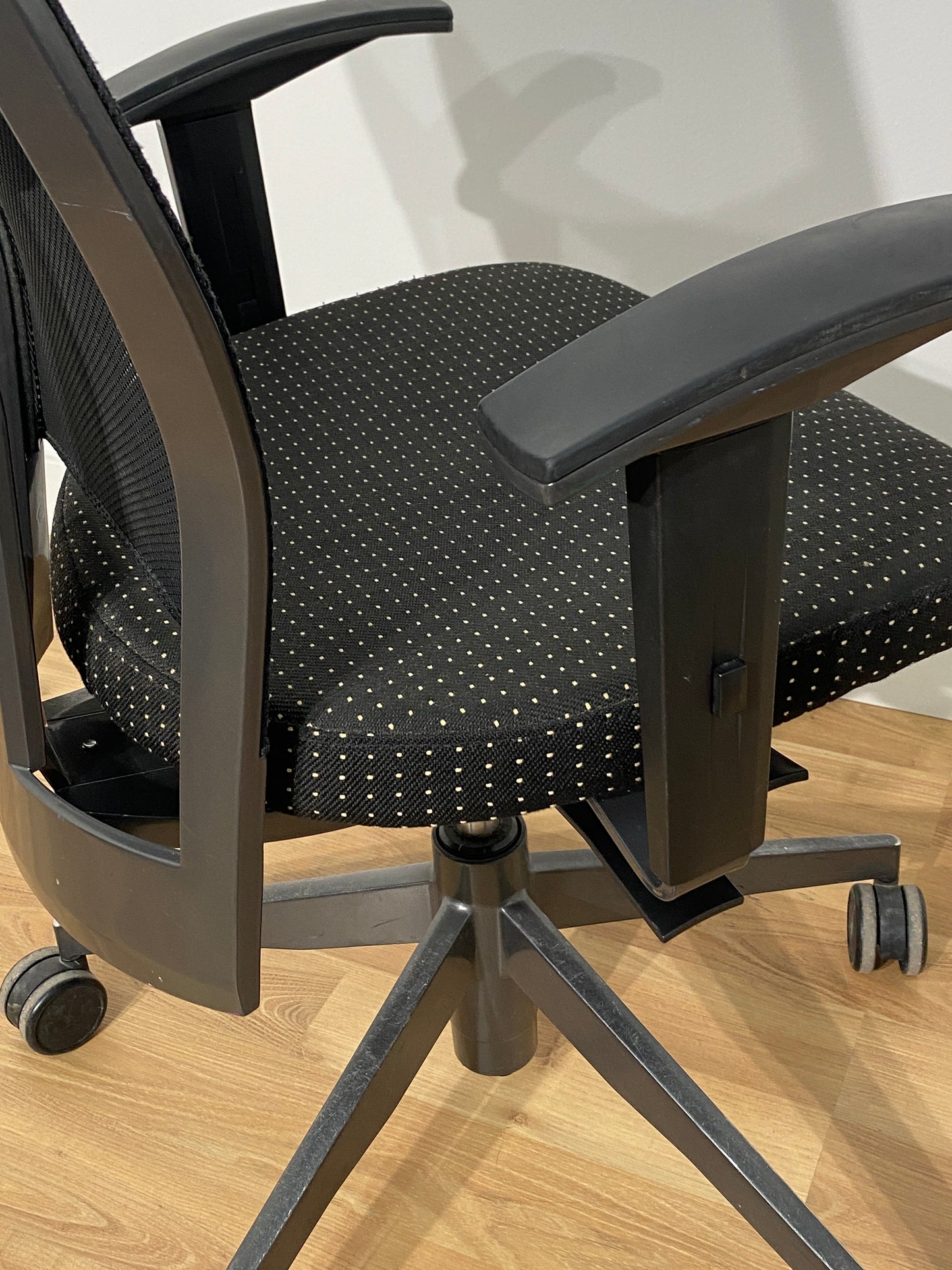 SILLA OPERATIVA MODELO ZAS