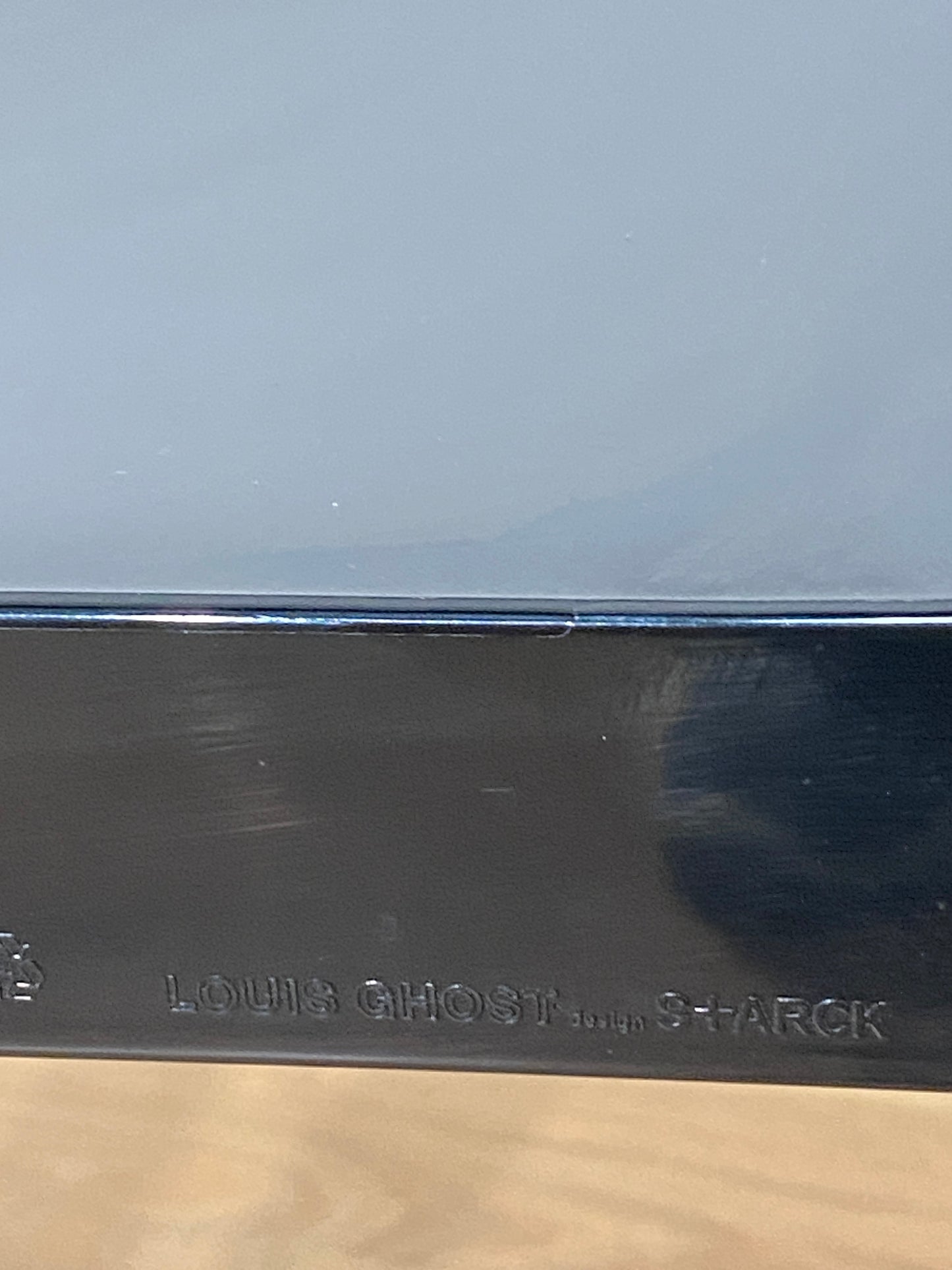 SILLA COLECTIVIDADES LOUIS GHOST NEGRA ORIGINALES