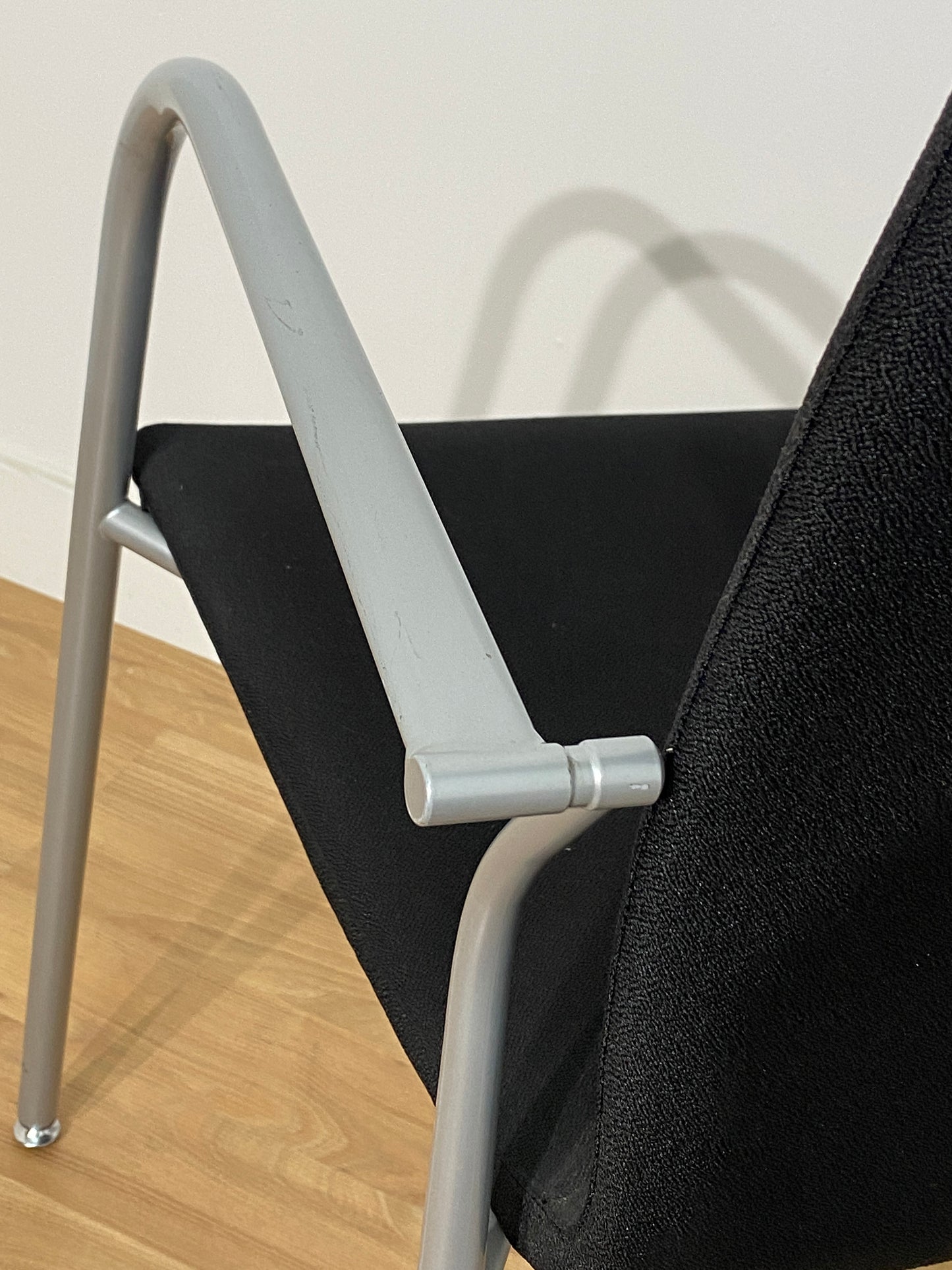 SILLA CONFIDENTE CON BRAZOS