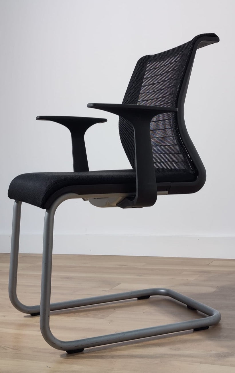 SILLA CONFIDENTE MODELO THINK PATIN