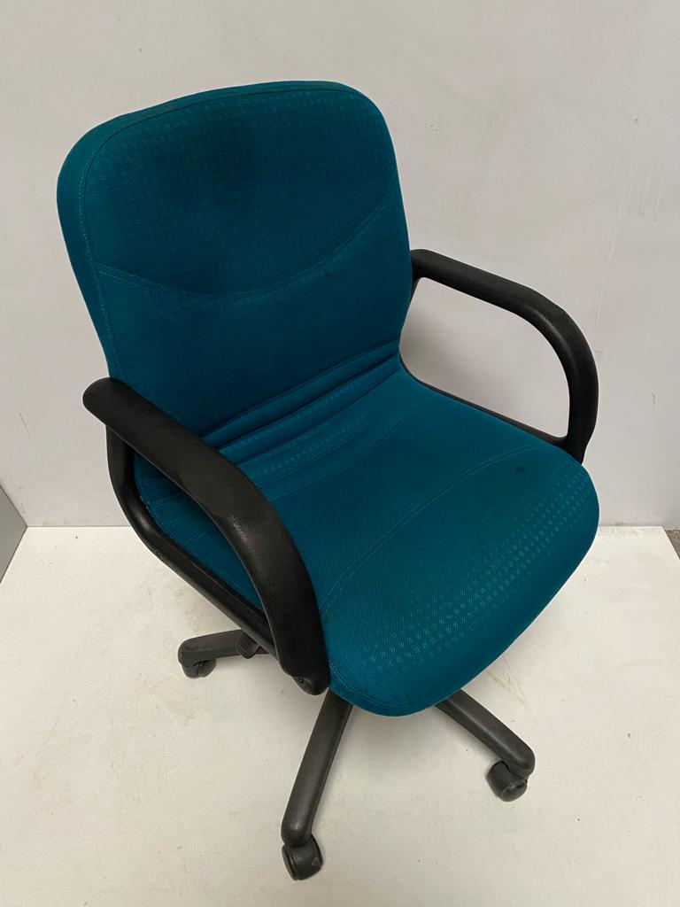 SILLA OPERATIVA AZUL VERDOSO NECESARIO RETAPIZADO