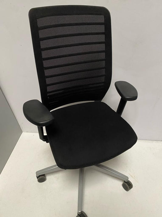 SILLA OPERATIVA ALTA DIRECCION RESPALDO REGULABLE