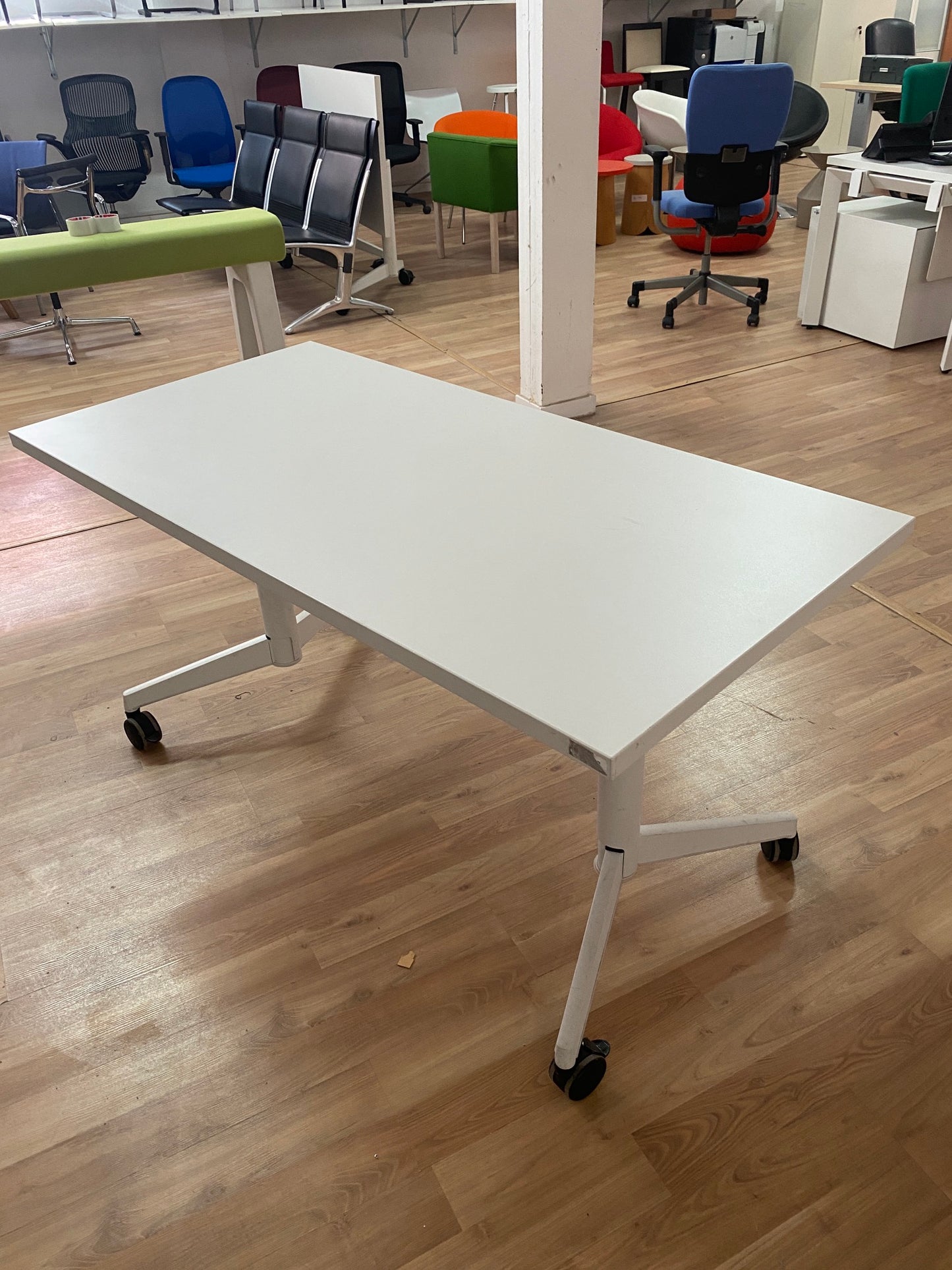 MESA OPERATIVA ABATIBLE FLIP TOP