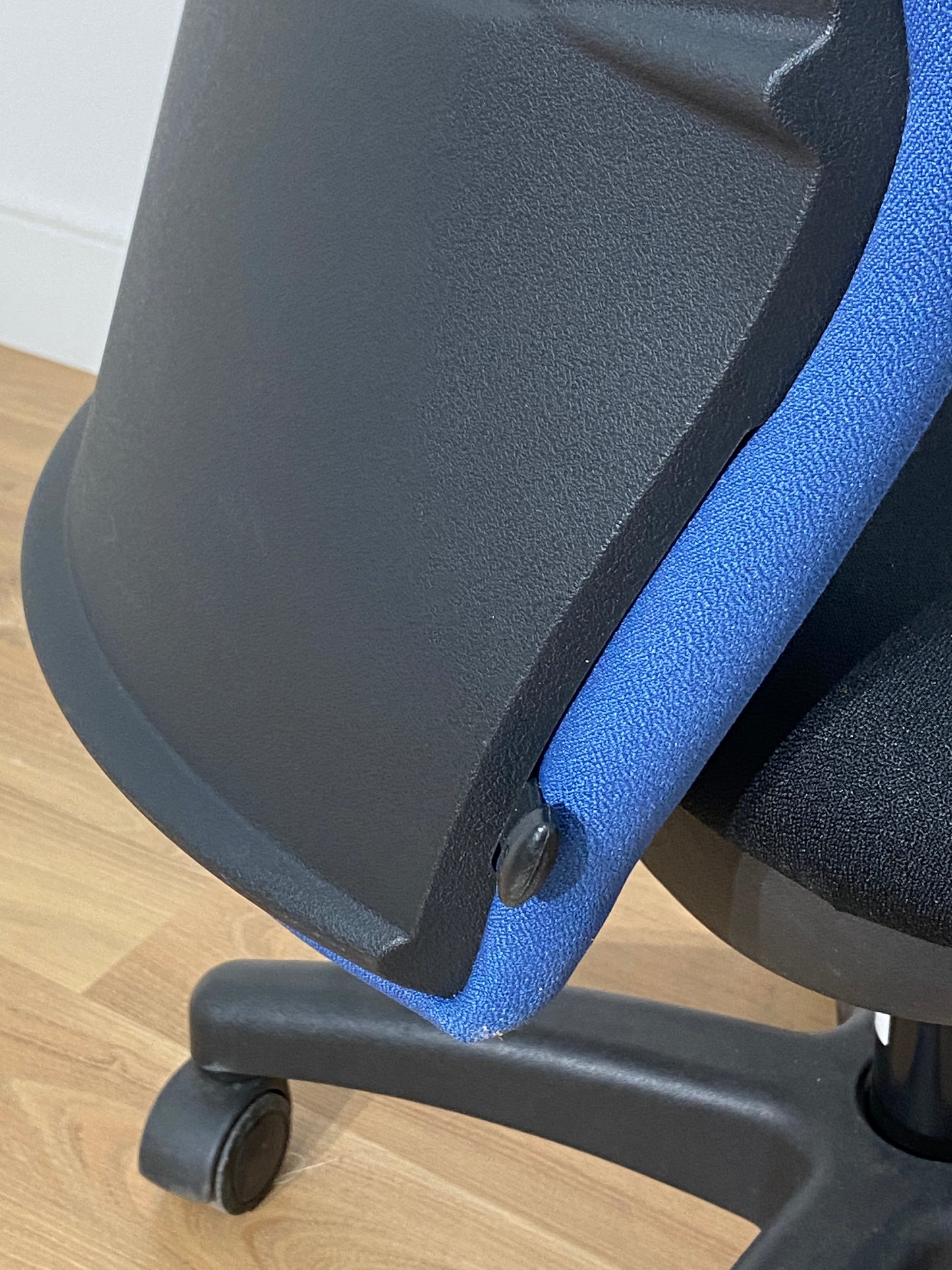 SILLA OPERATIVA MODELO VELA