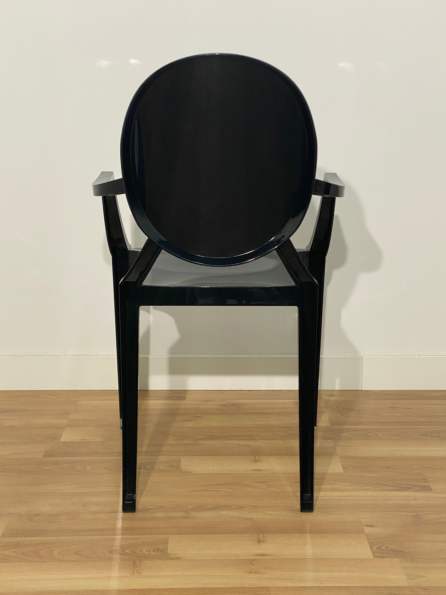 SILLA COLECTIVIDADES LOUIS GHOST NEGRA ORIGINALES