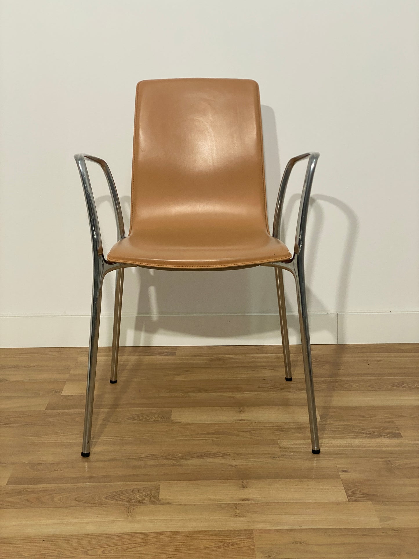 SILLA CONFIDENTE MODELO GORKA