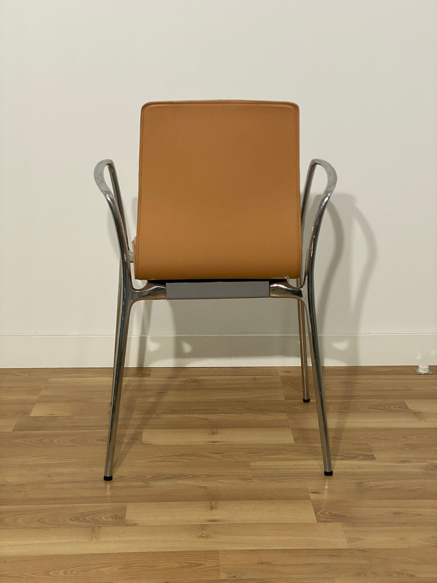 SILLA CONFIDENTE MODELO GORKA