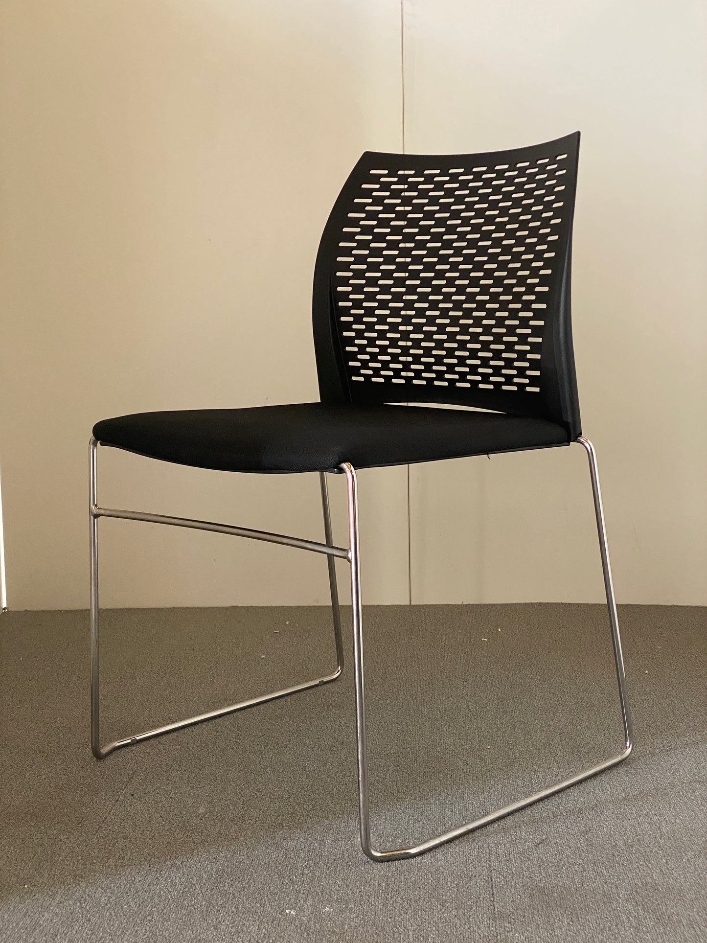 SILLA CONFIDENTE LUYANDO