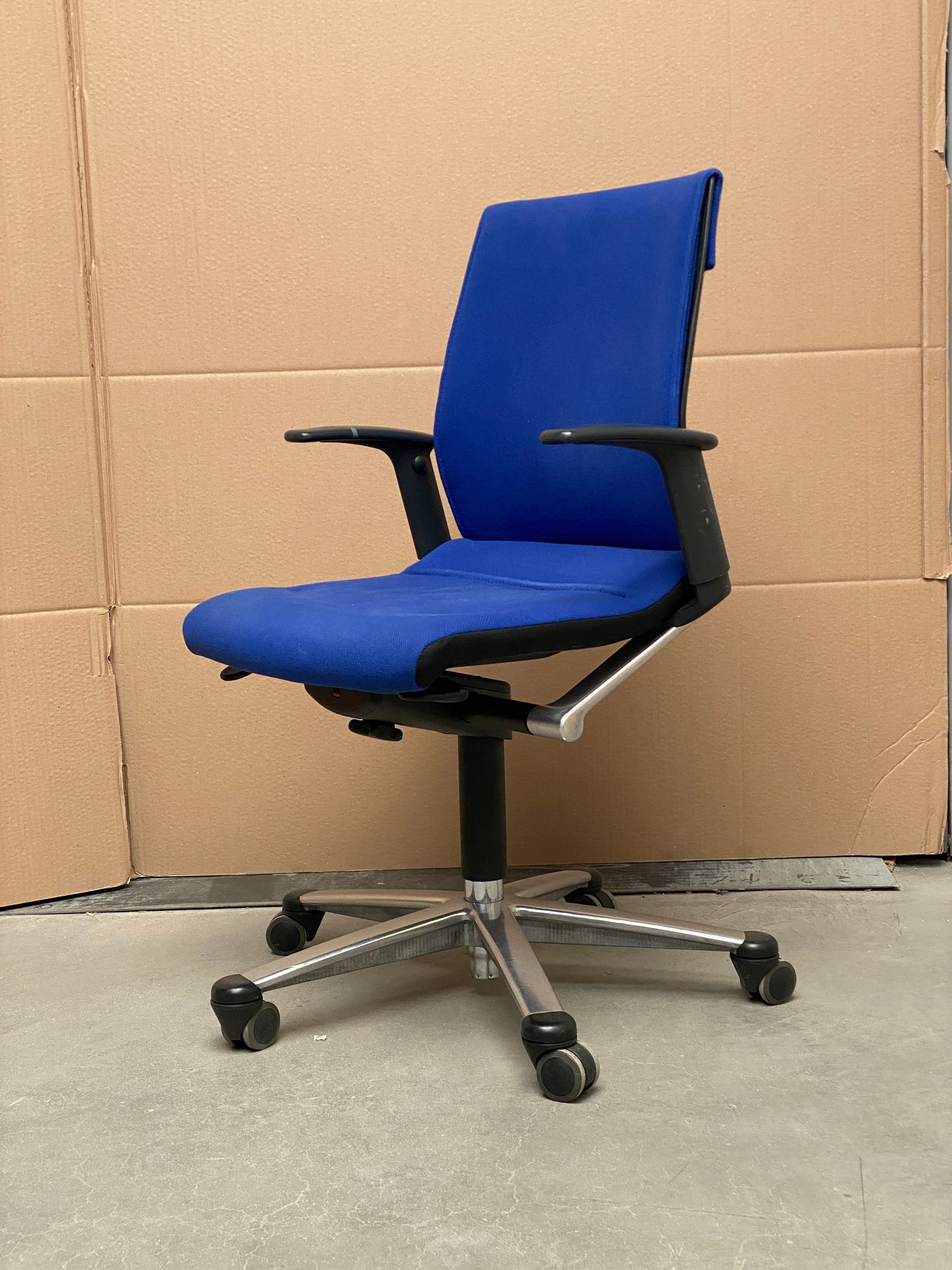 SILLA OPERATIVA MODELO MODUS