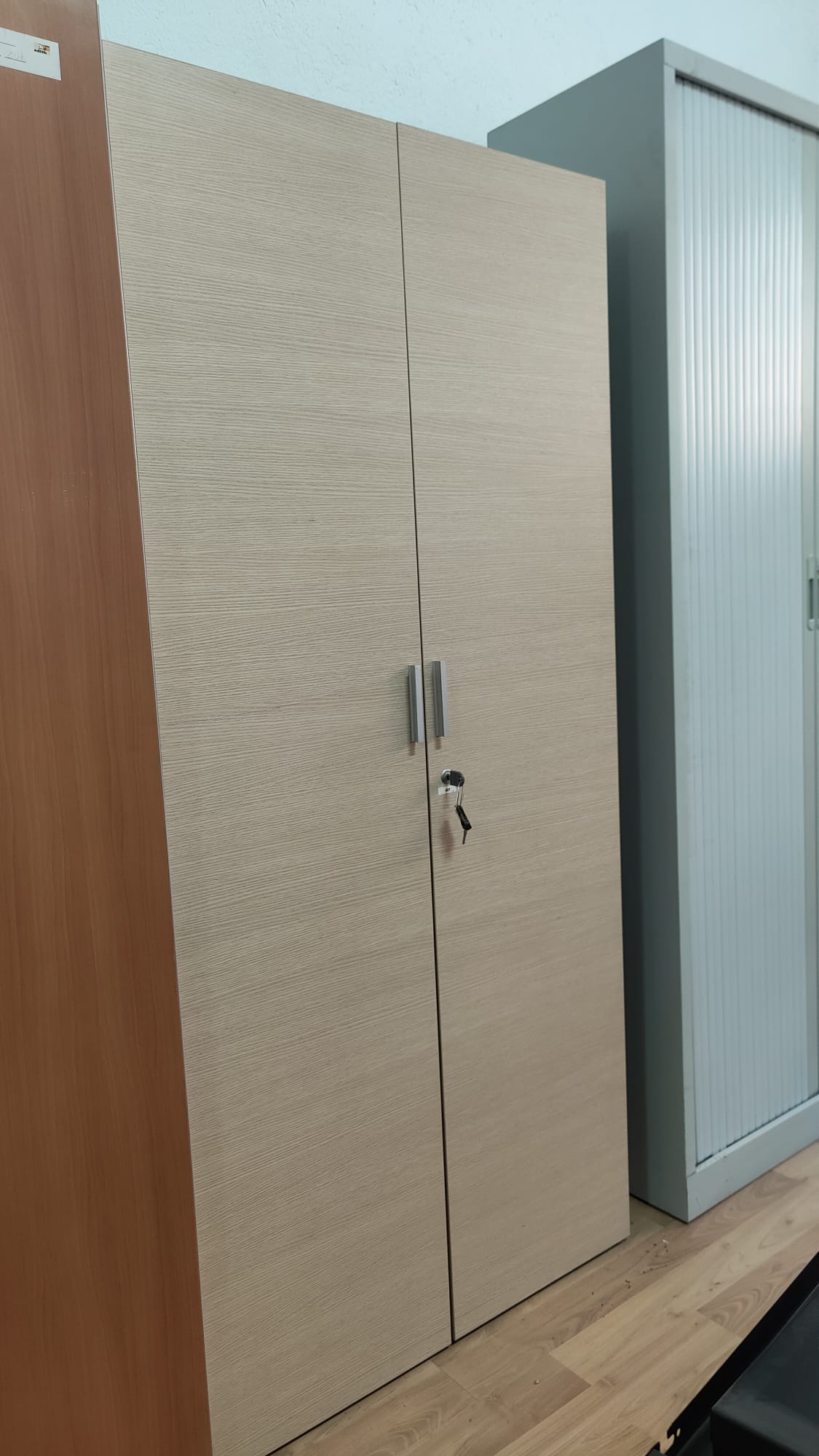 ARMARIO ALTO ROBLE CLARO  MADERA 196X90X43