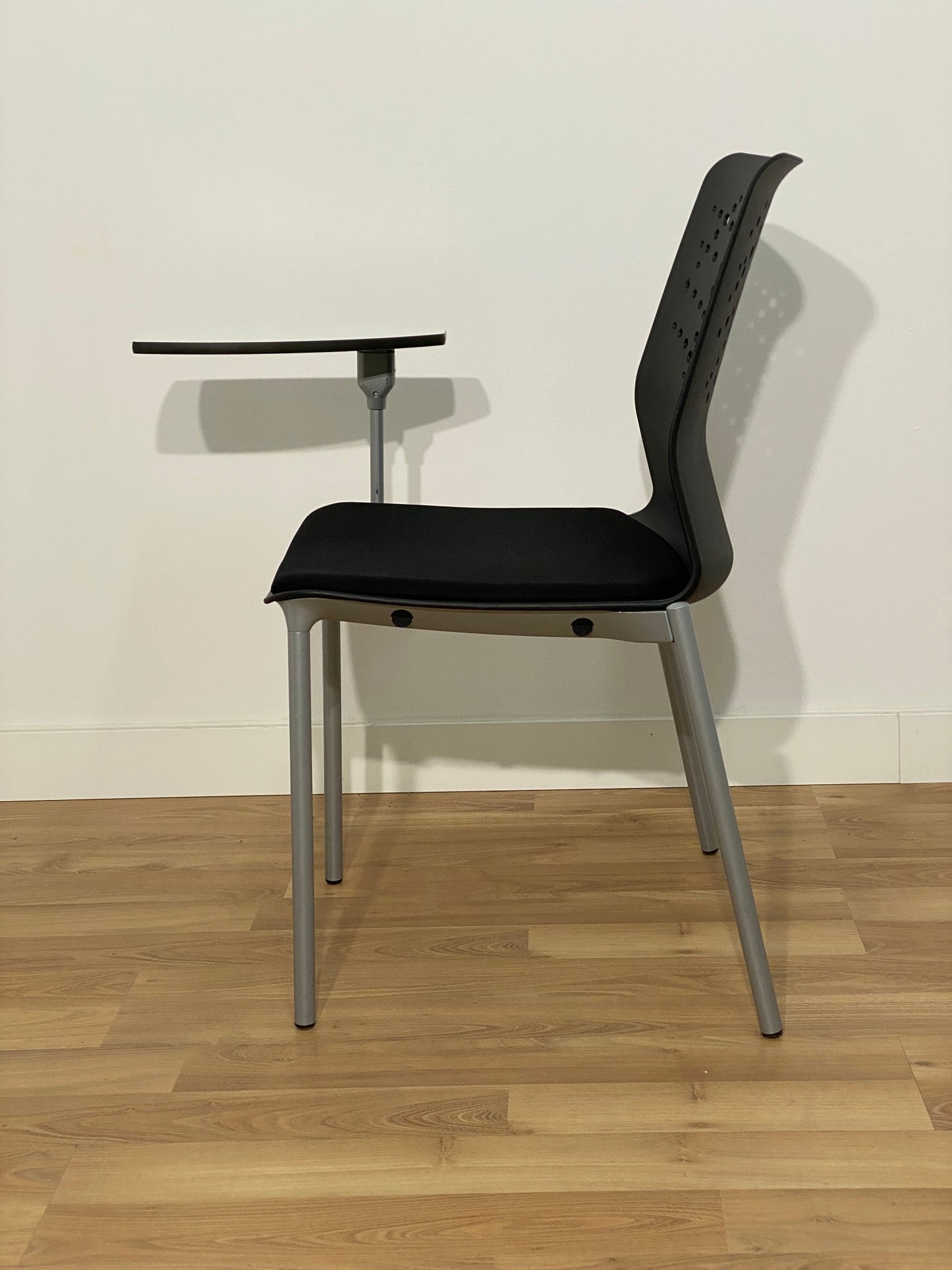 SILLA COLECTIVIDADES CON PALA DERECHA